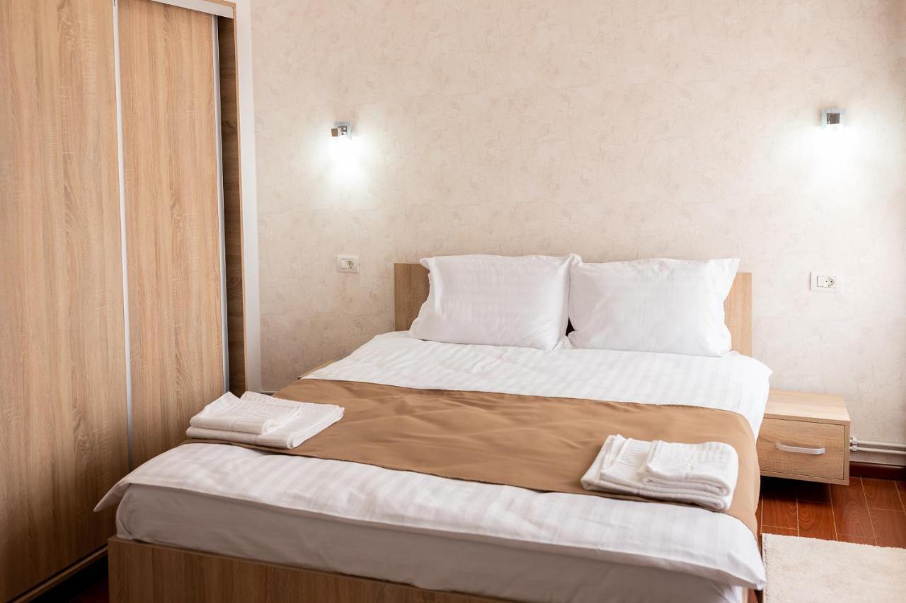 Marconi Guesthouse Hunedoara Exterior foto